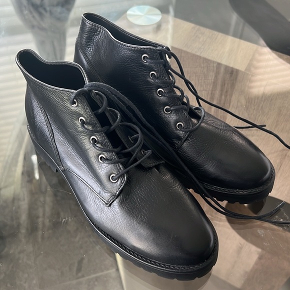 Marc Joseph New York Spring St. Ankle Bootie, Black Leather Size 6.5 NEW - Picture 2 of 8